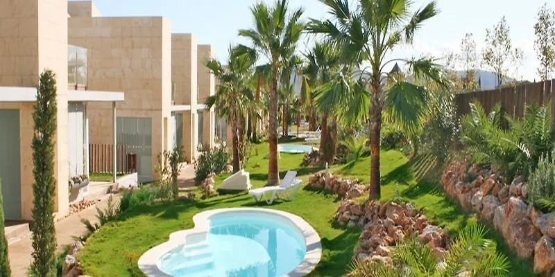 Appart hôtel L' Escala Resort